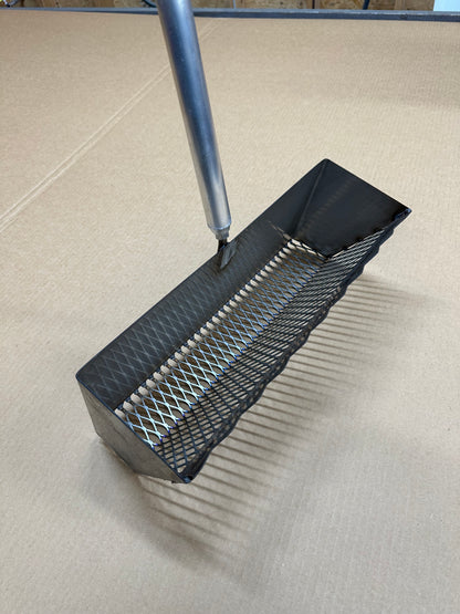 Sand Flea Rake 16"
